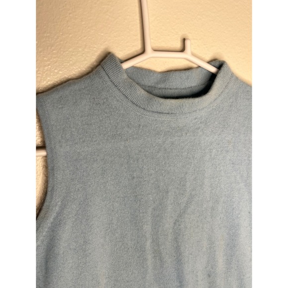 BLOOMINGDALES 100% Cashmere vintage Sleeveless Mock Neck Top Light Blue Size S - Picture 2 of 5
